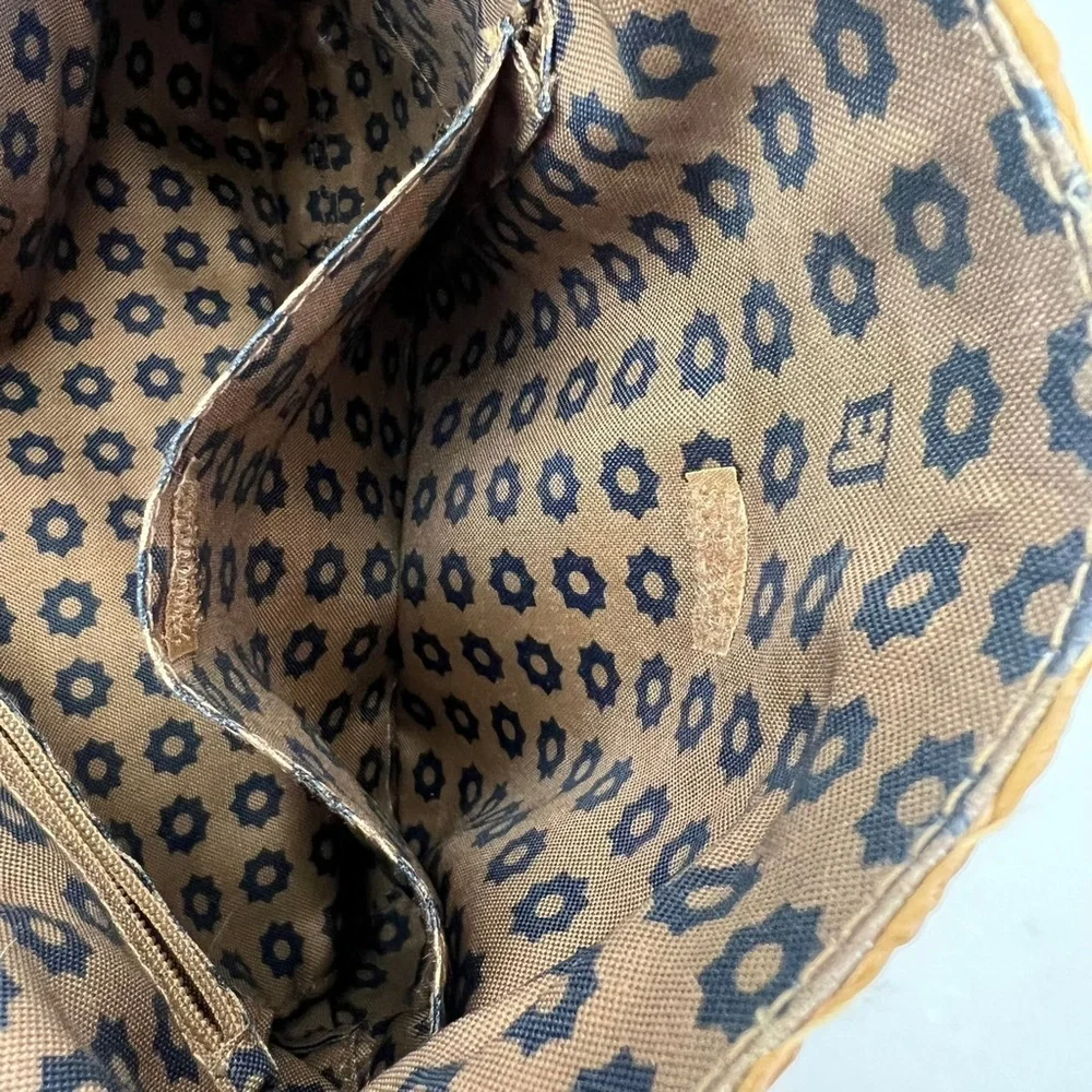 ERIC JAVITS Brigitte Squishee Shoulder Bag - Picture 11 of 13